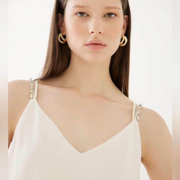 Anthropologie top with crystal beading on the straps. Made in Turkey. Size 4 - Picture 5 of 7